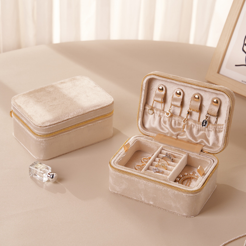 Light Luxury Exquisite Velvet  - Luxury Skincare Samples review and price